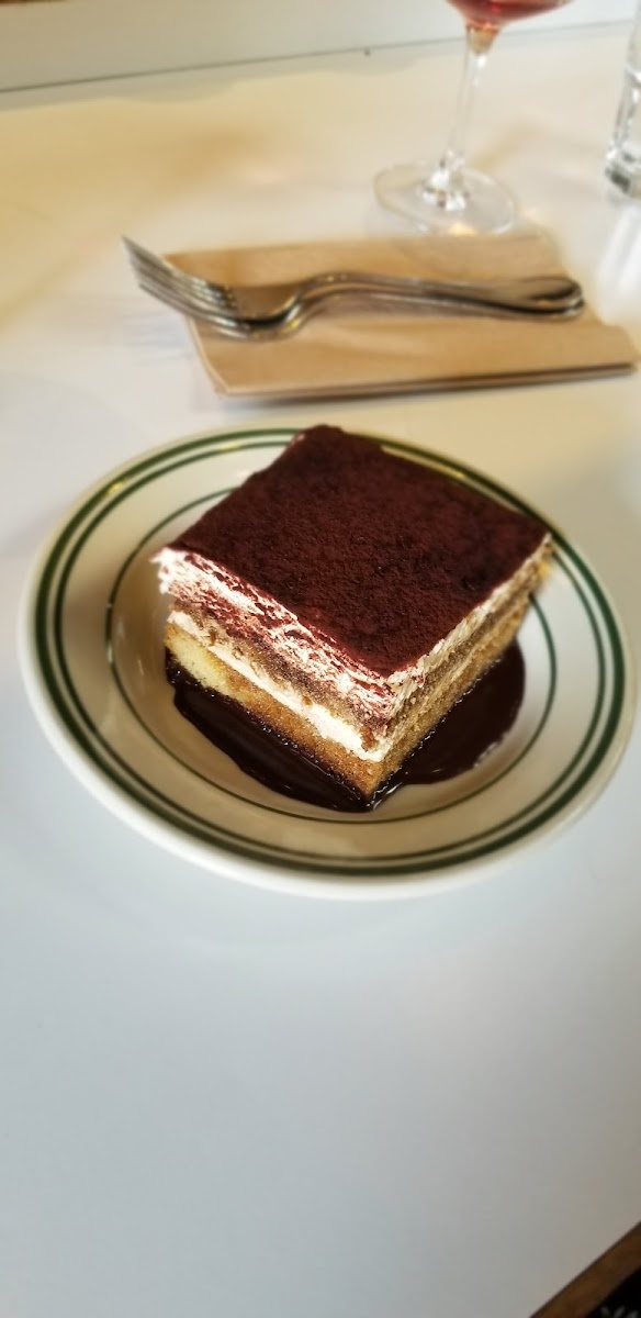 Jon & Vinny's Fairfax-10