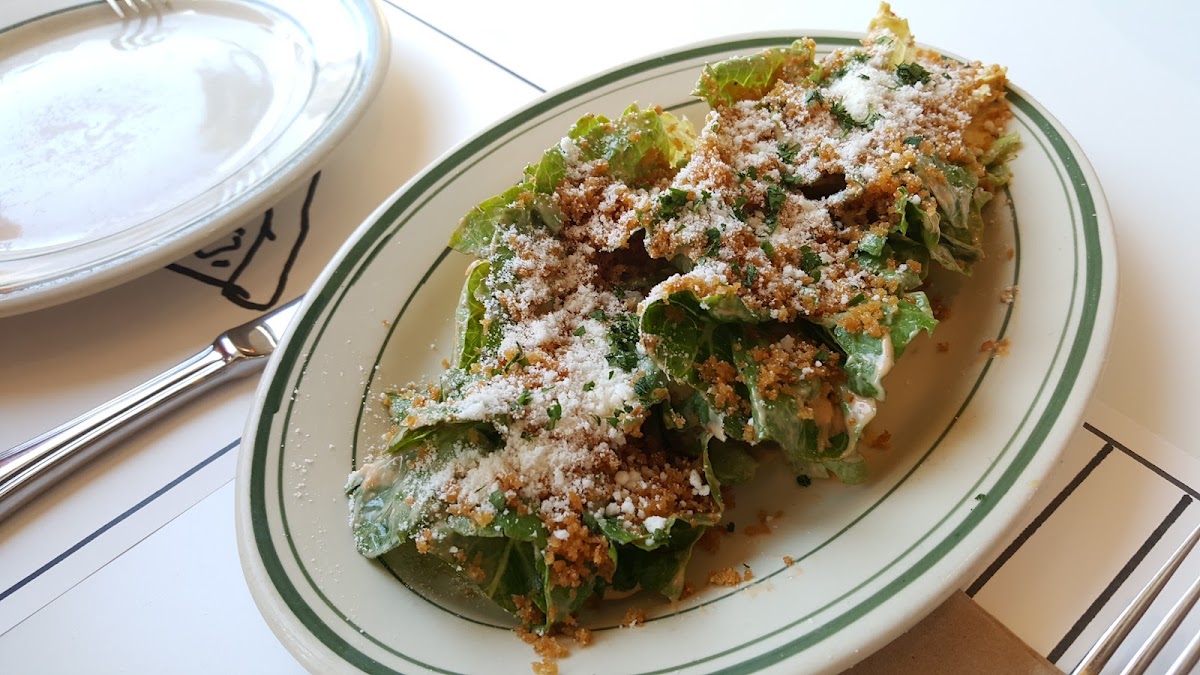 Jon & Vinny's Fairfax-9